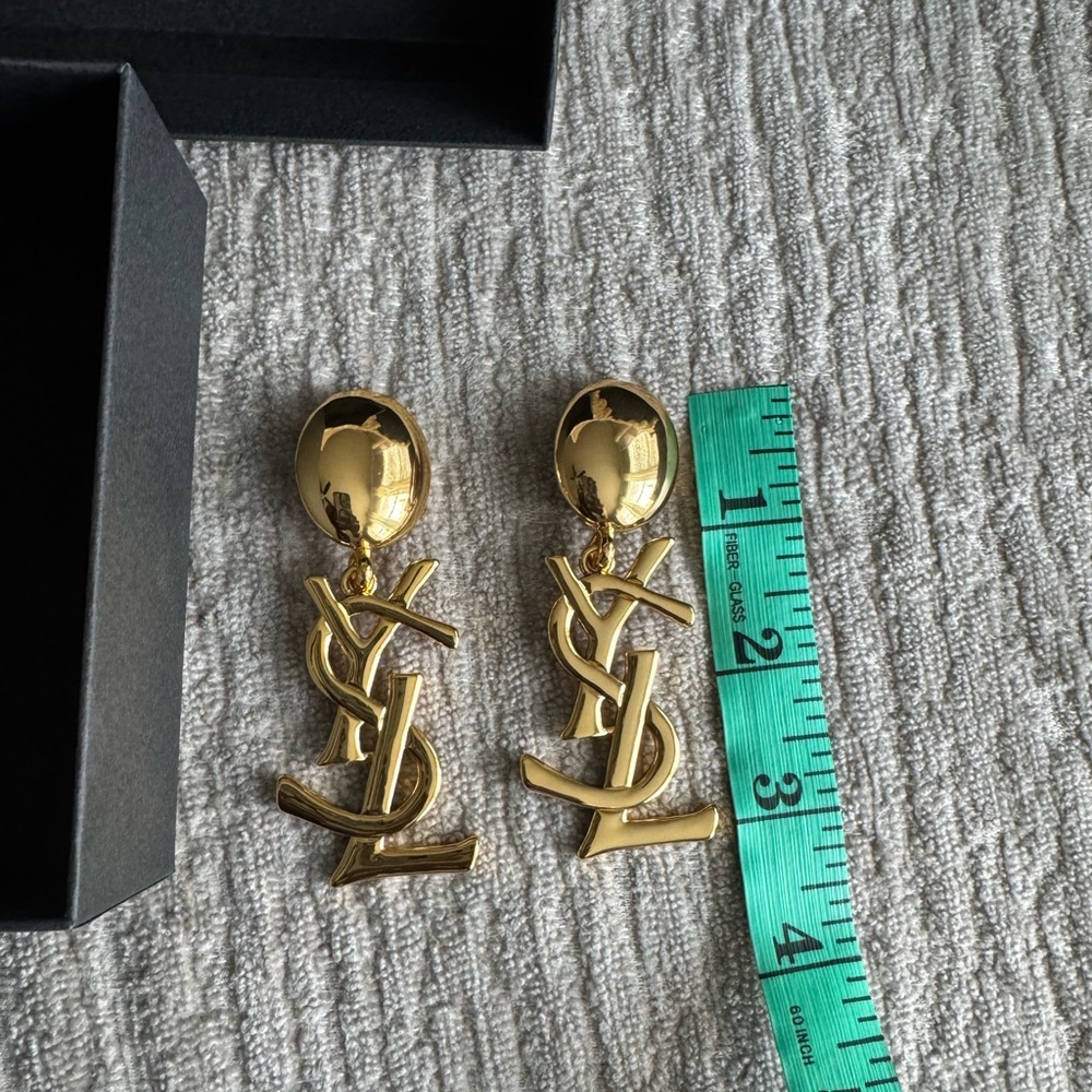 EXTREMELY RARE 100% AUTHENTIC Yves Saint Laurent Massive YSL drop earrings - Picture 4 of 6